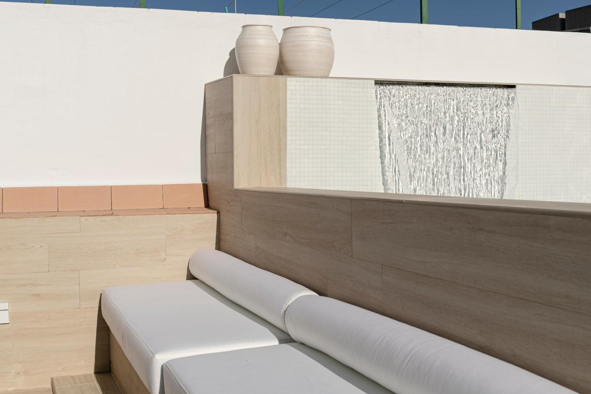 Isg Apartments Faustino 45 セビリア エクステリア 写真