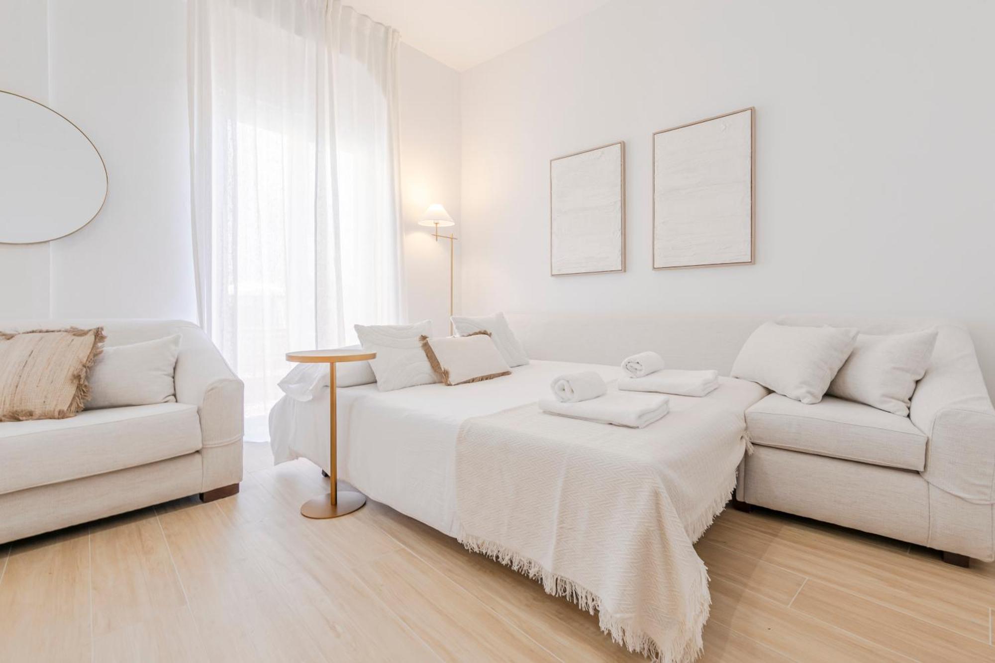 Isg Apartments Faustino 45 セビリア エクステリア 写真