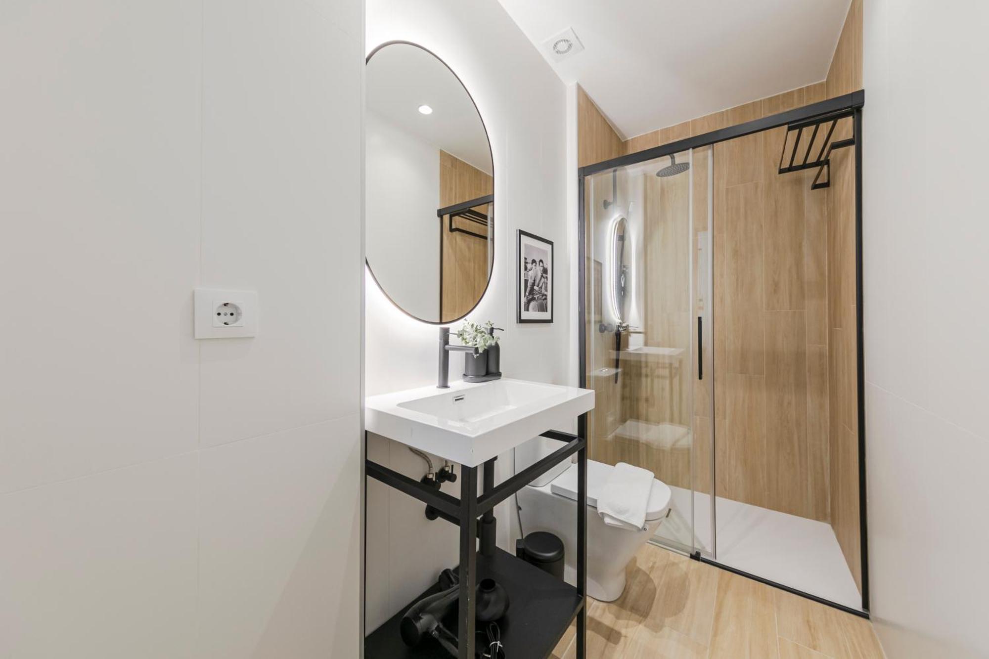 Isg Apartments Faustino 45 セビリア エクステリア 写真