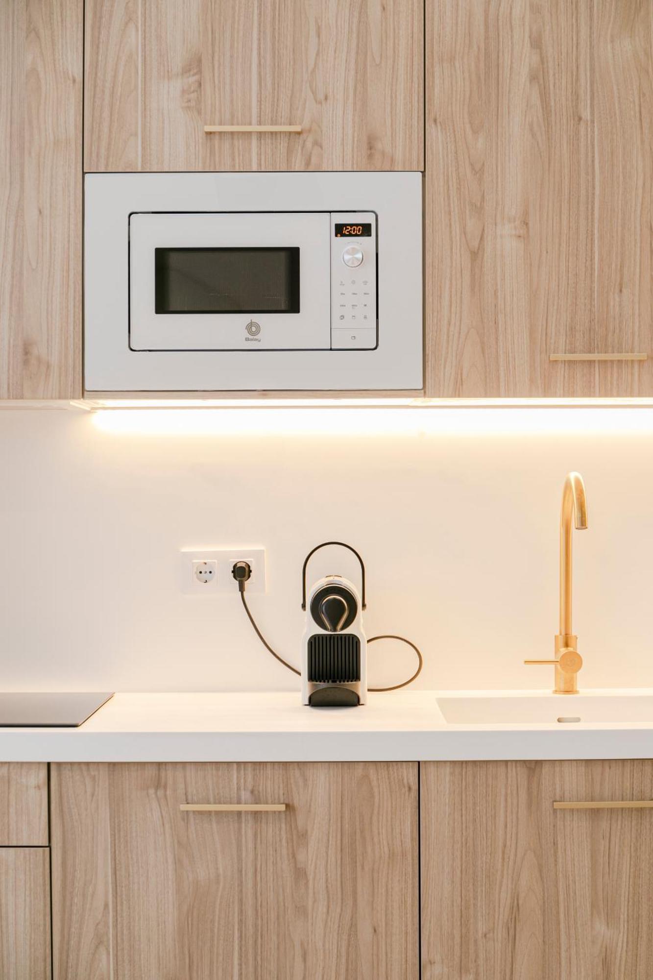 Isg Apartments Faustino 45 セビリア エクステリア 写真
