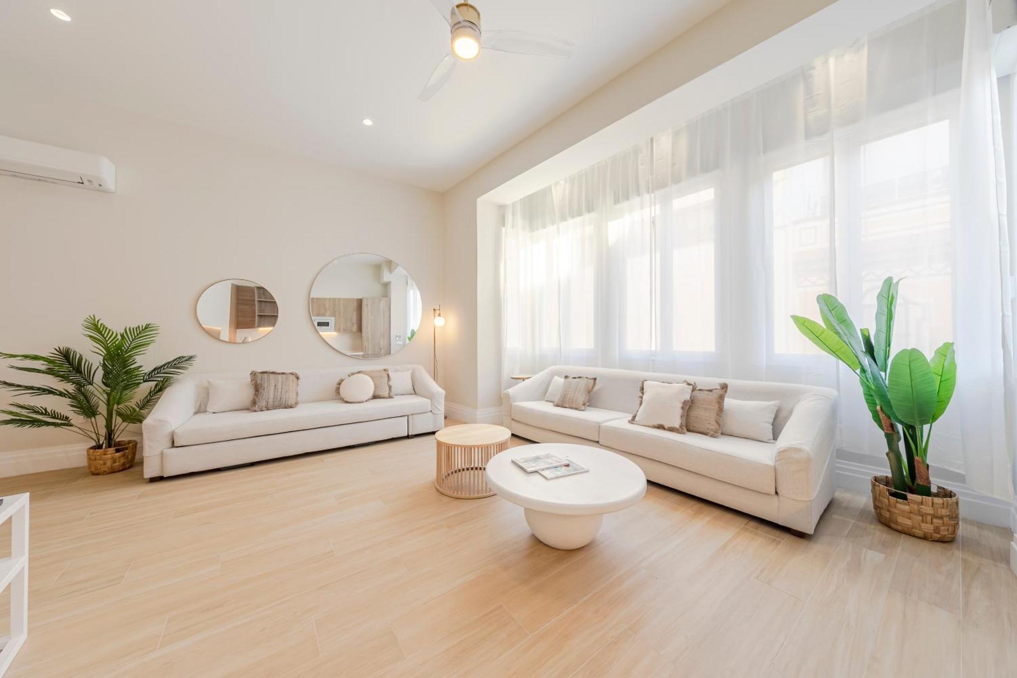 Isg Apartments Faustino 45 セビリア エクステリア 写真
